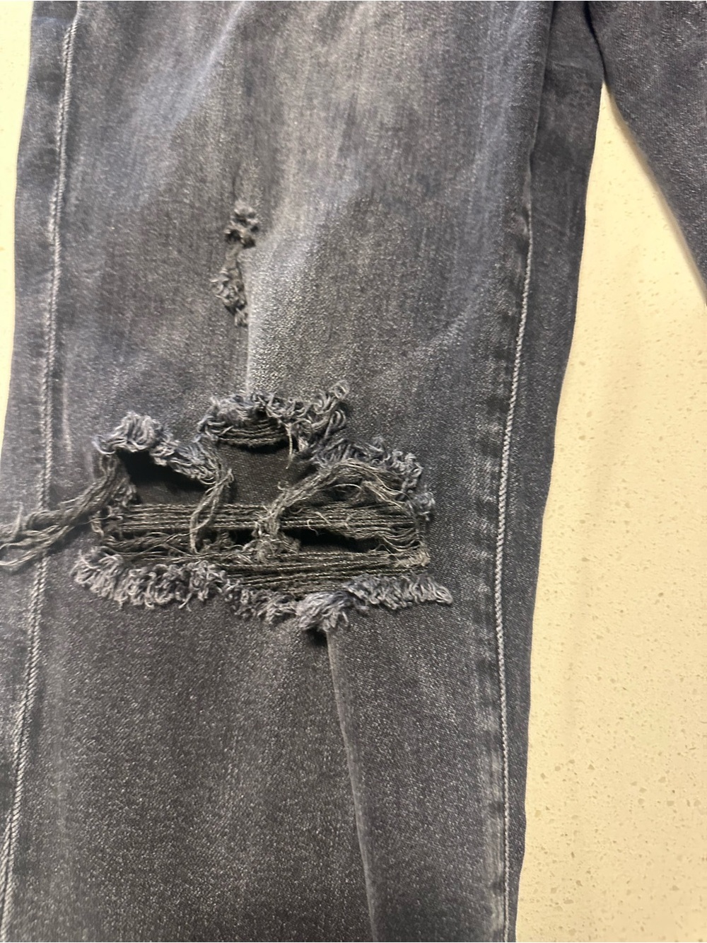 American Eagle Outfitters Women's 20 Long Distressed Black Jeans - Picture 3 of 12